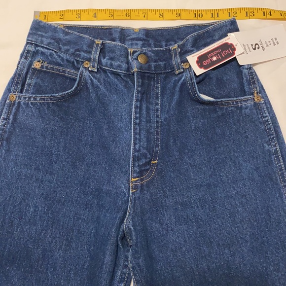 Vintage High-rise Wide-leg Cropped Blue Denim Jean - Picture 4 of 8